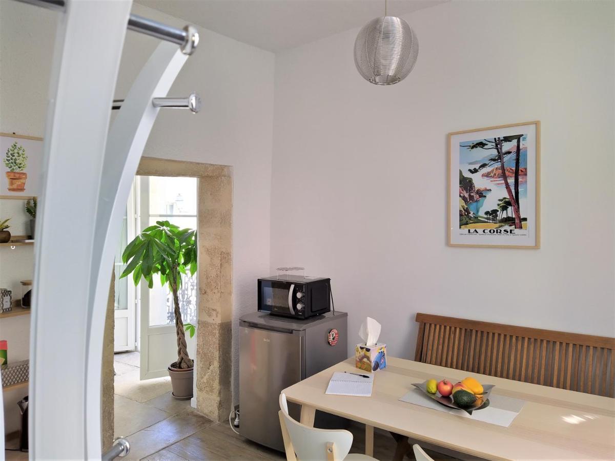 Ferienwohnung Le Balcon De Saint Roch Montpellier Exterior foto